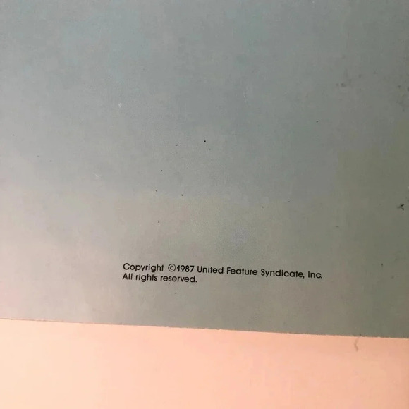 Vintage 1987 Golden Story Book Snoopy Hes  Your Dog Charlie Brown Book - Picture 4 of 16